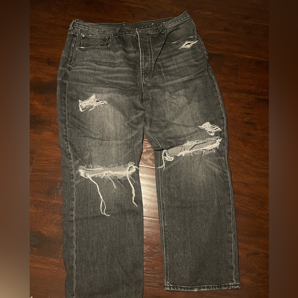 American Eagle - 90s Boyfriend Jean